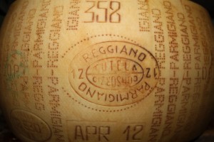 parmigiano-664028_1280